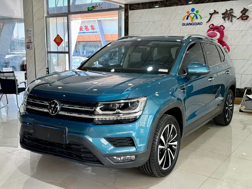 Volkswagen Tharu