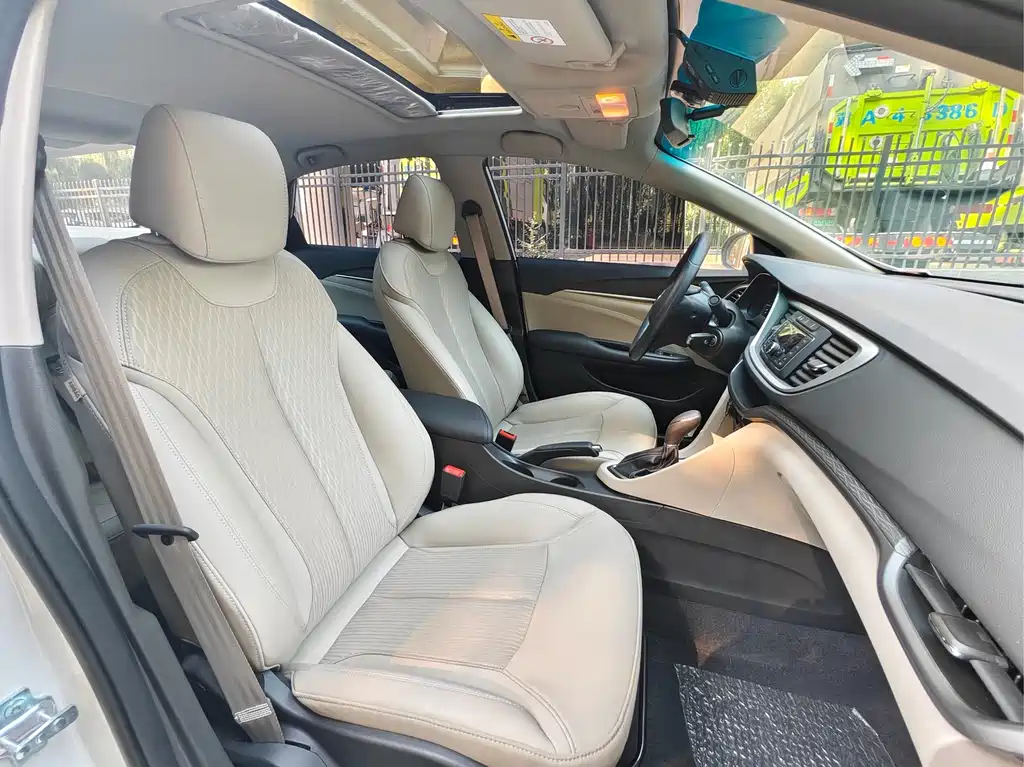 Buick Excelle — миниатюра 5
