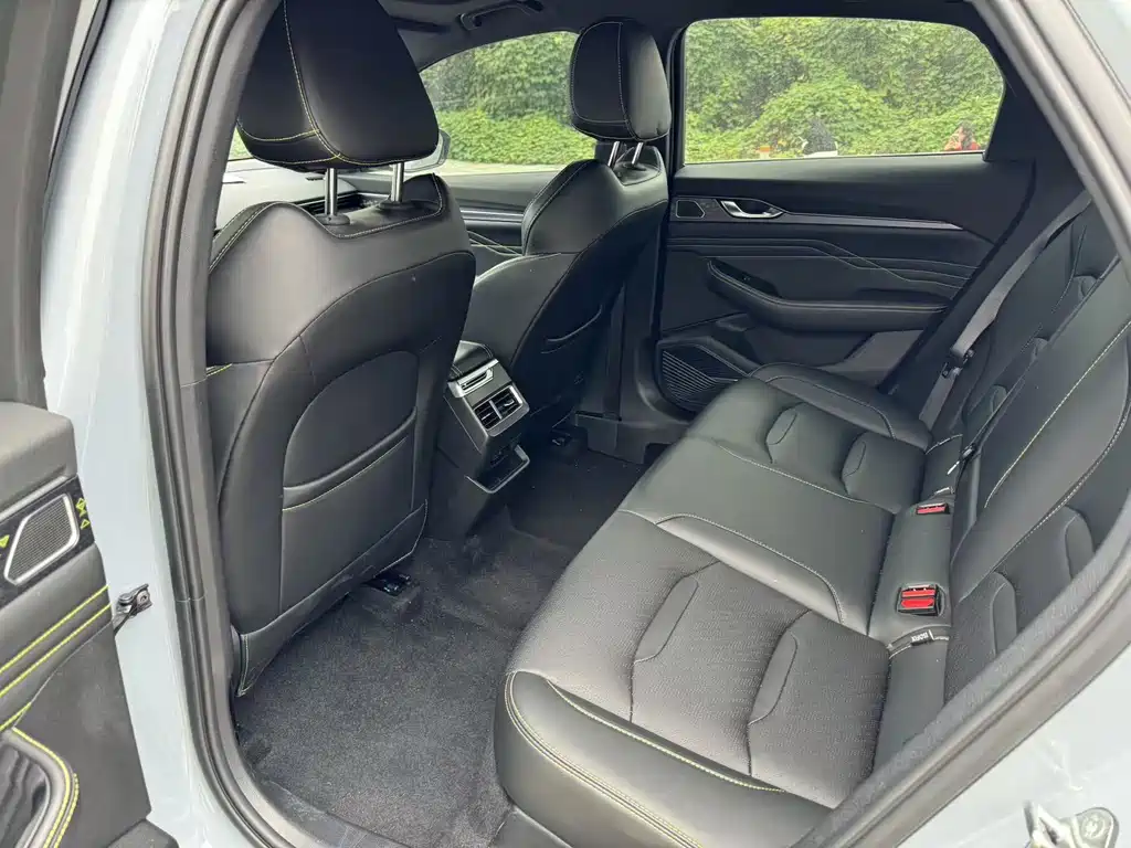 GEELY AUTOMOBILE XINGRUI