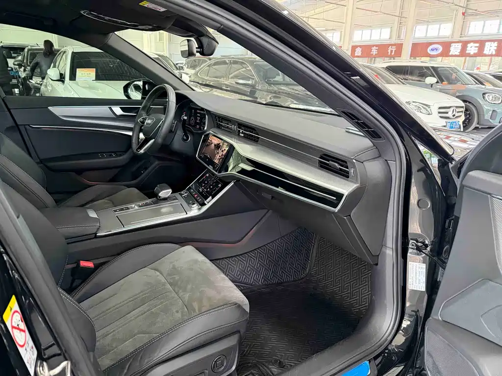 Audi A6L — миниатюра 16