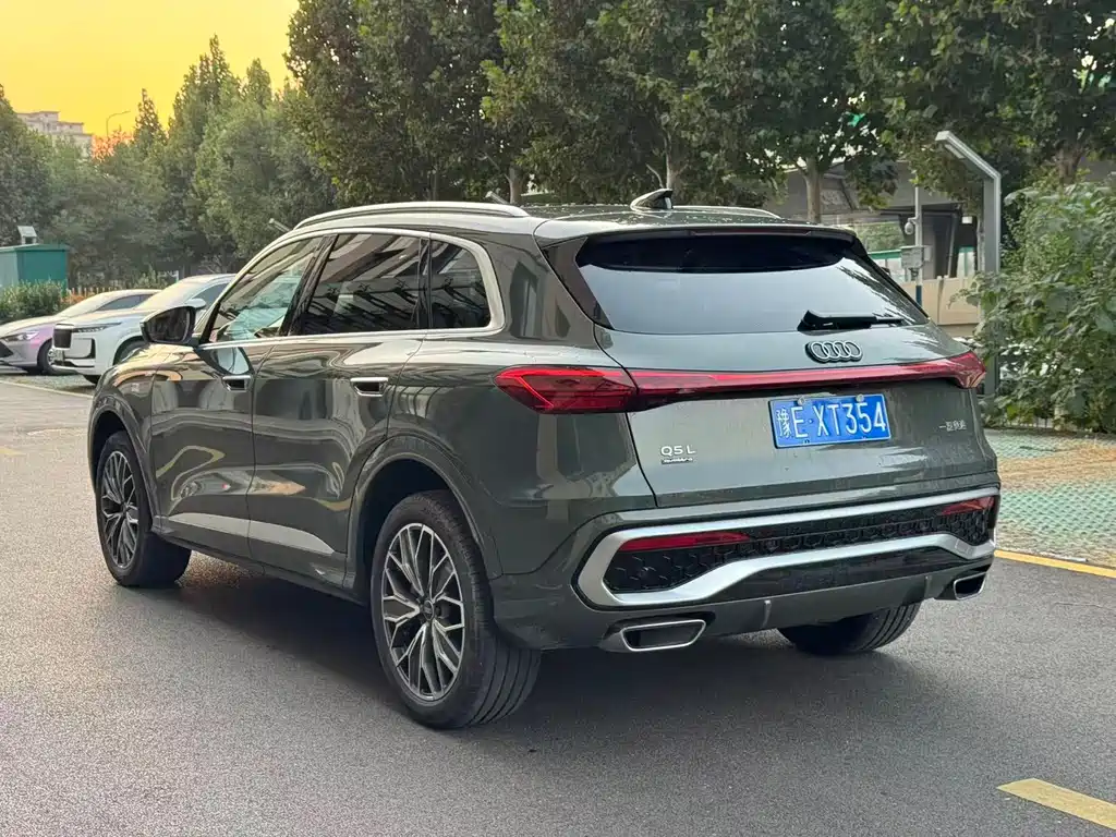 Audi Q5L — миниатюра 6