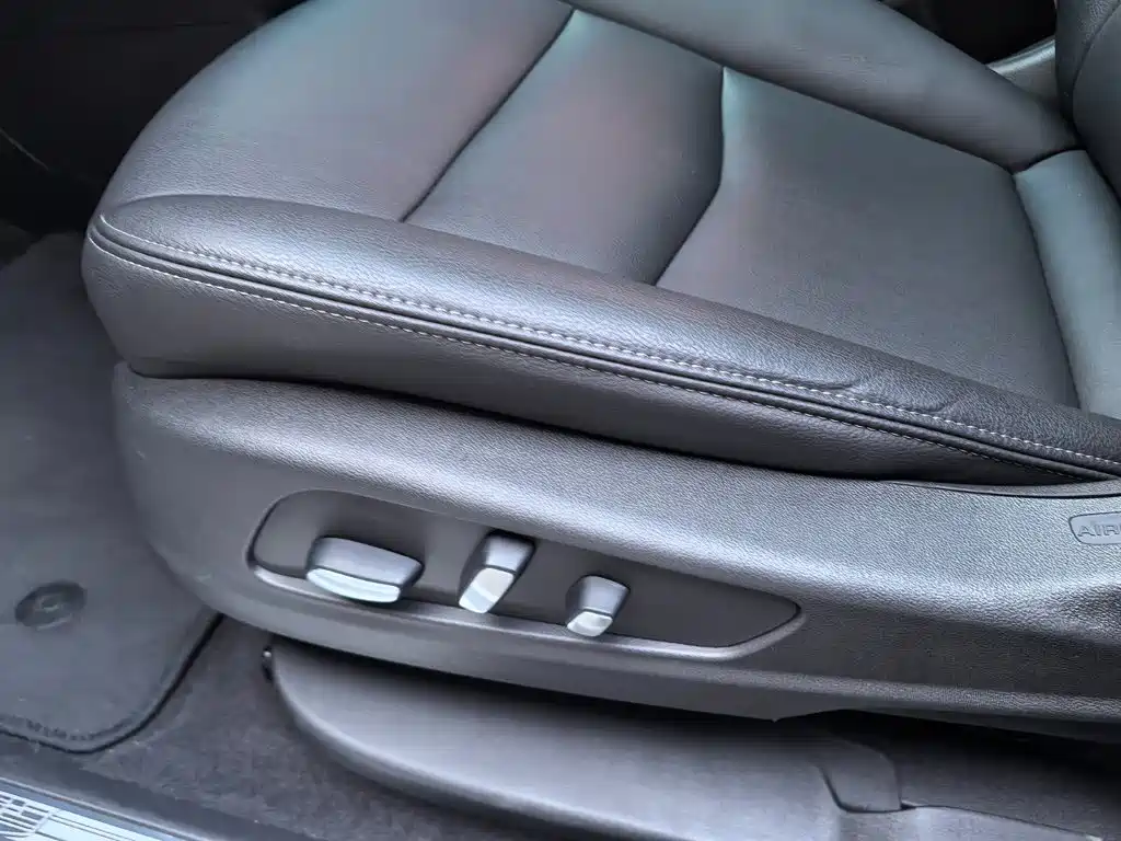 Cadillac XT5 — миниатюра 14