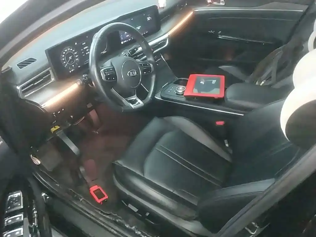 Kia K5 — миниатюра 15