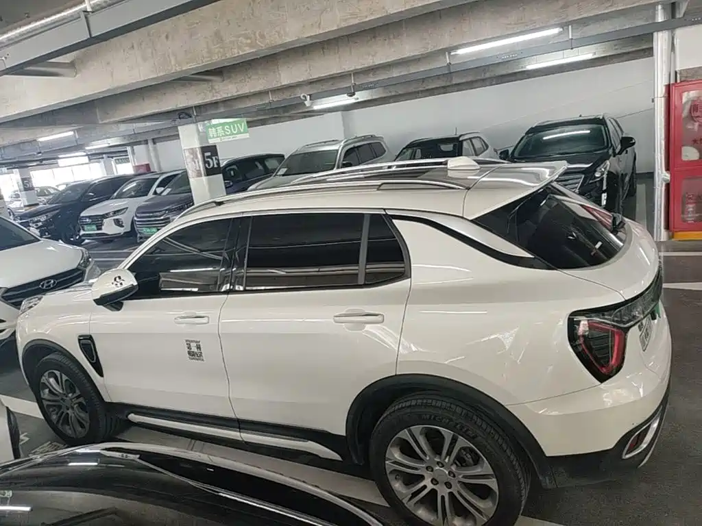Lynk & Co 01 — миниатюра 25