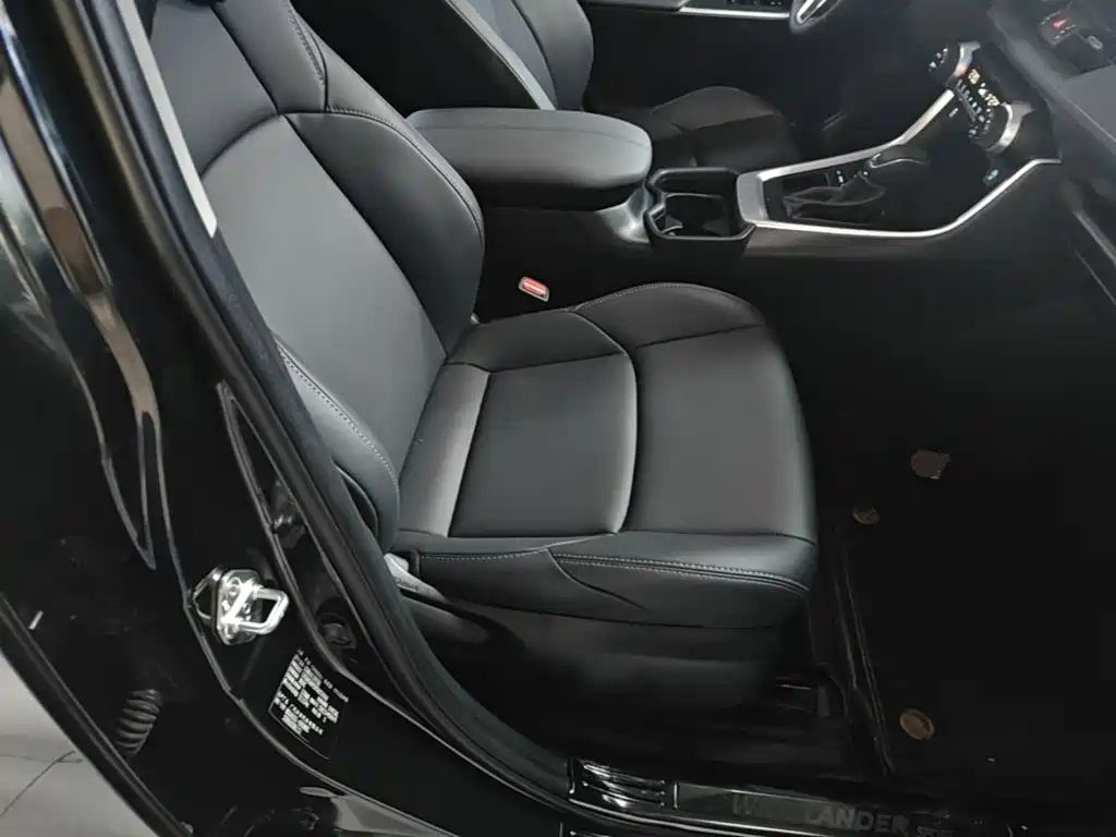 Toyota Wildlander — миниатюра 25