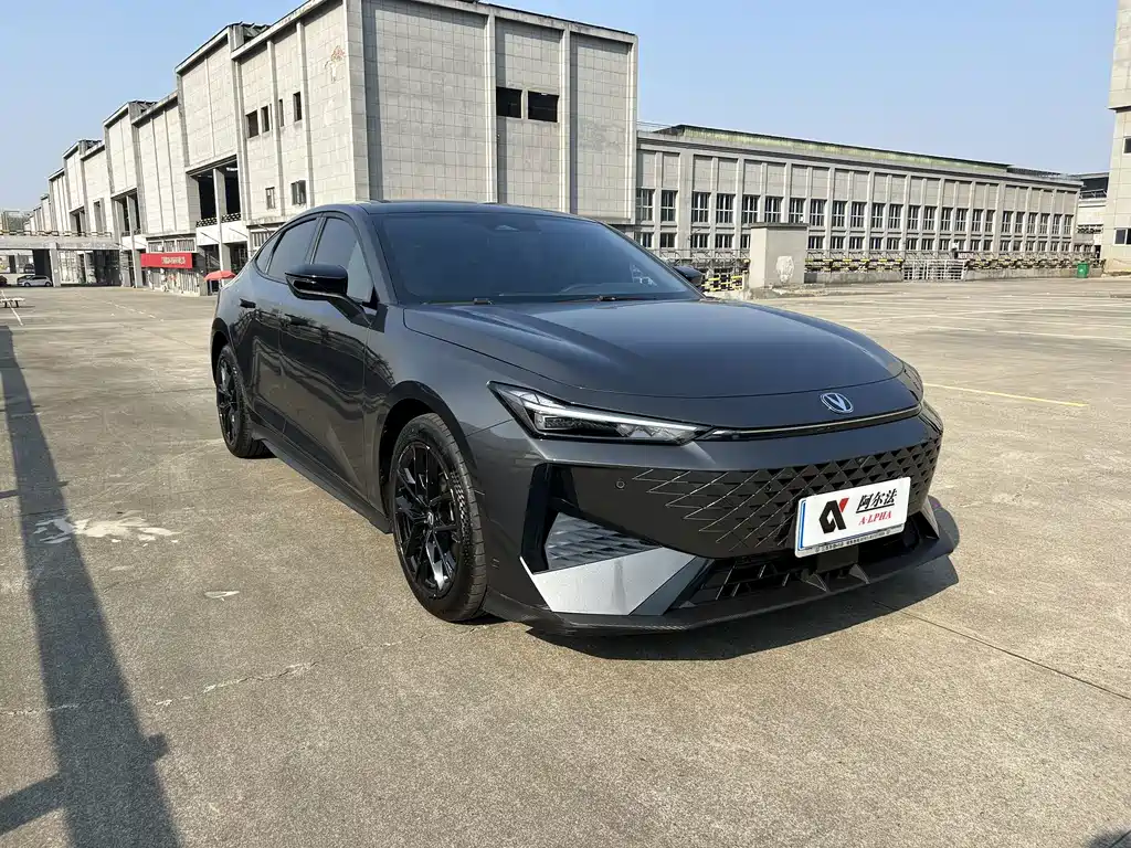 Changan UNI-V — миниатюра 3
