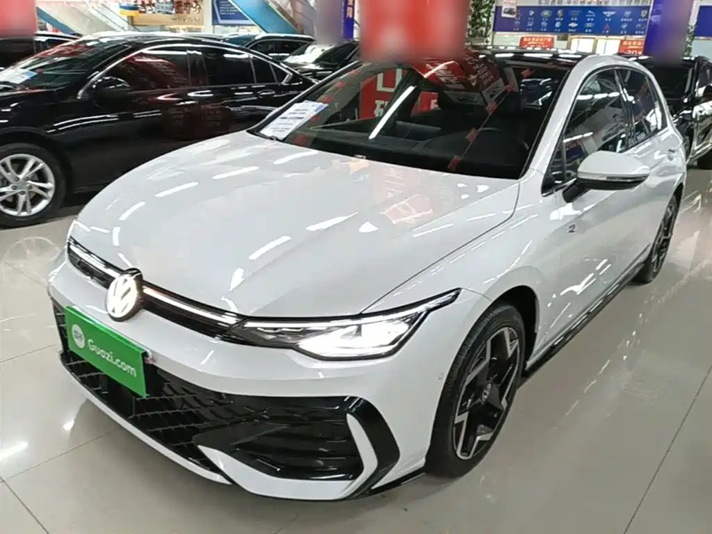 Volkswagen Golf 2024