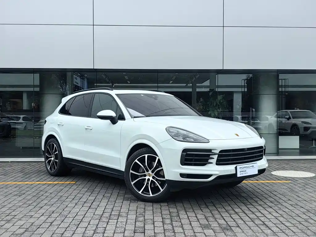Porsche Cayenne — миниатюра 14