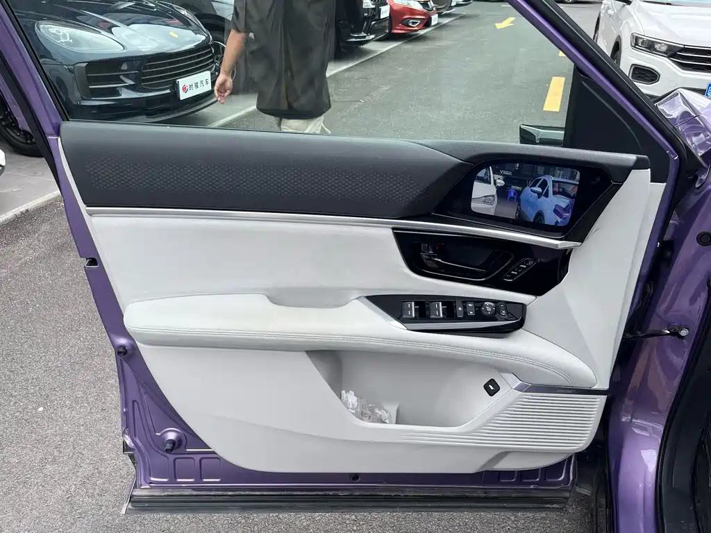 Honda P7 — миниатюра 6