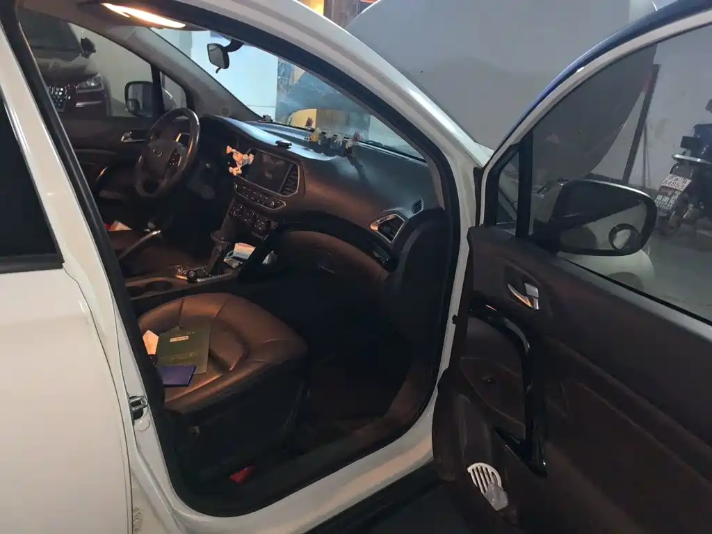 GAC Motor Trumpchi GS4 — миниатюра 18