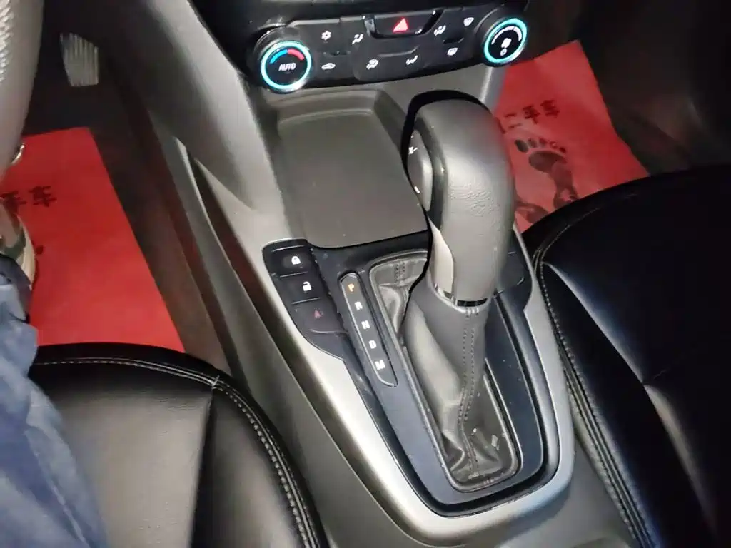 Chevrolet Malibu — миниатюра 14