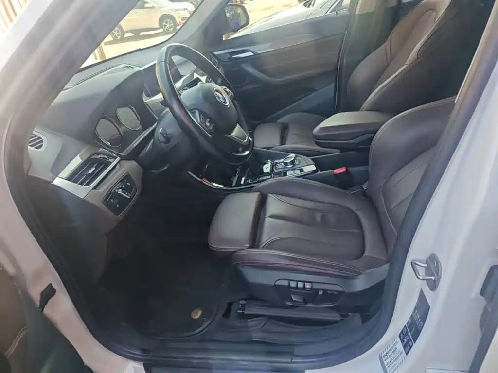 BMW X1 — миниатюра 15