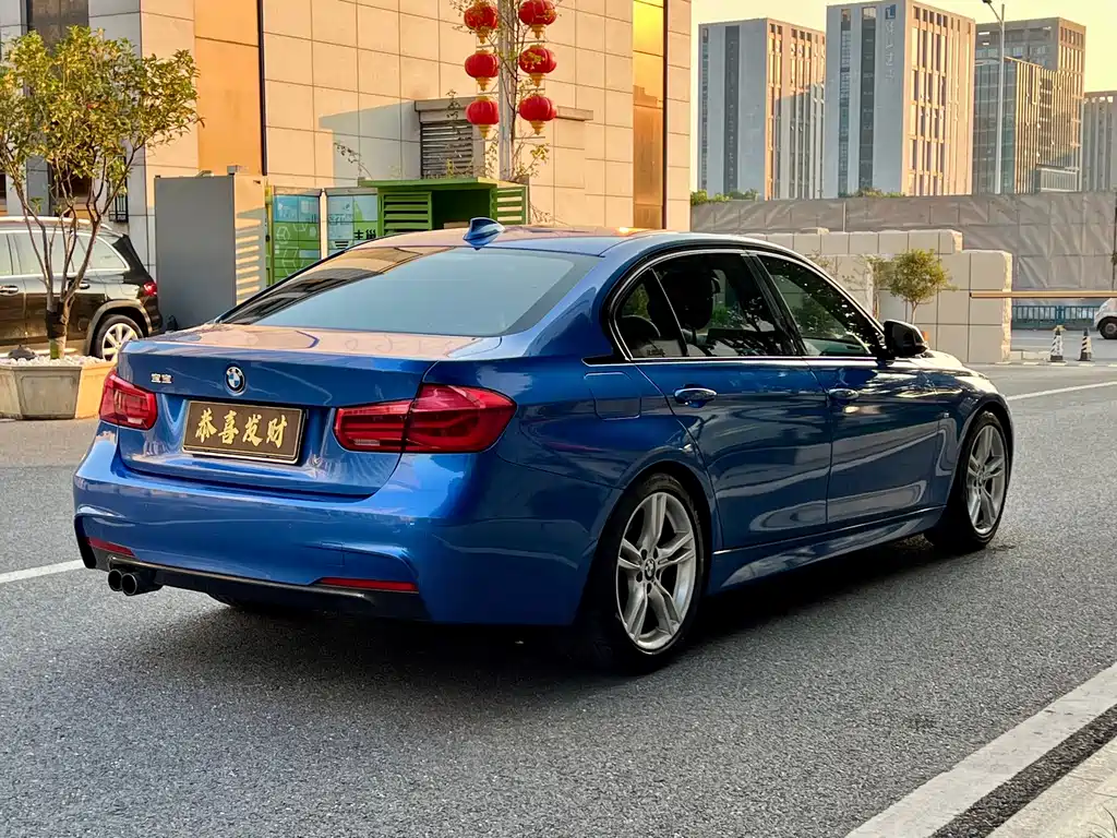 BMW 3 Series — миниатюра 8
