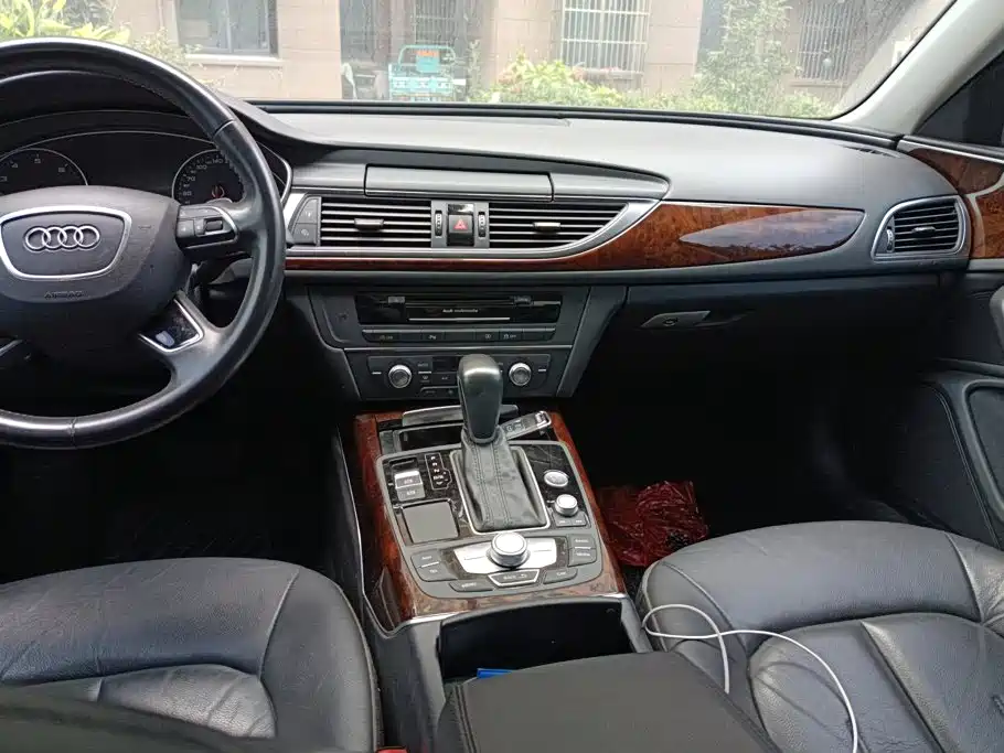 Audi A6L — миниатюра 13