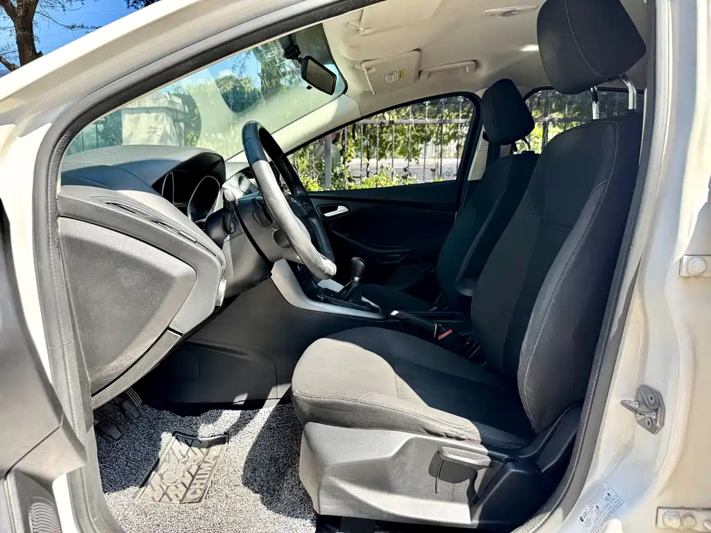 Ford Focus — миниатюра 15