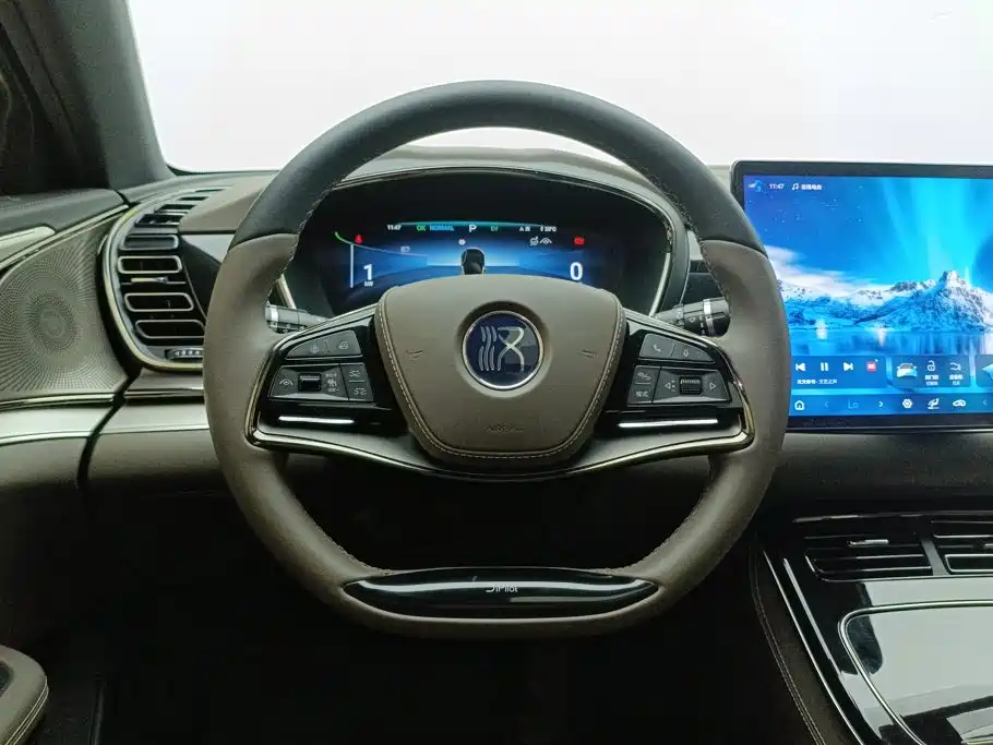 BYD Han — миниатюра 15