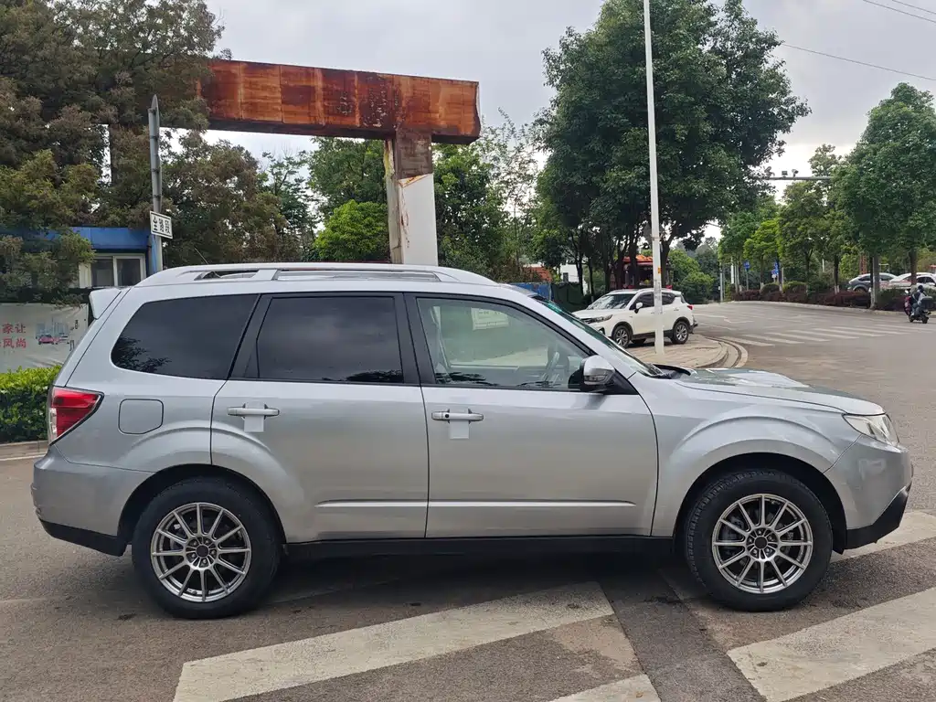 Subaru Forester — миниатюра 3
