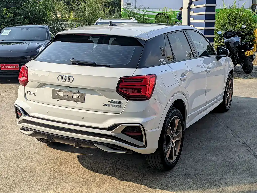Audi Q2L — миниатюра 8
