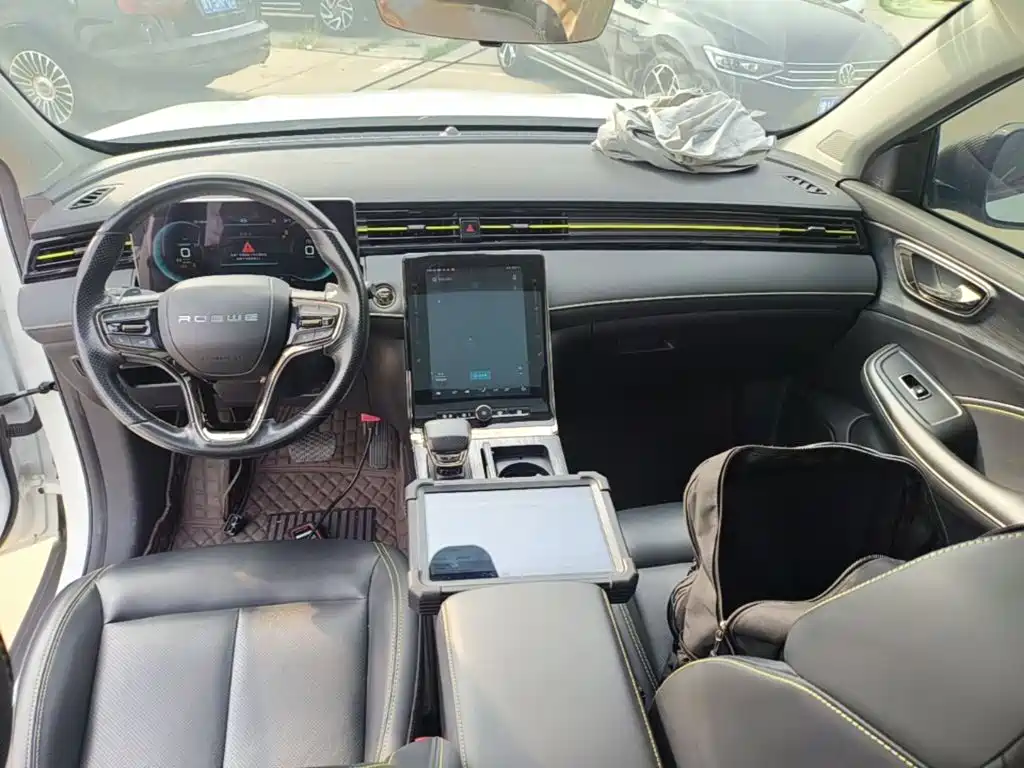 Roewe RX5 New Energy — миниатюра 10
