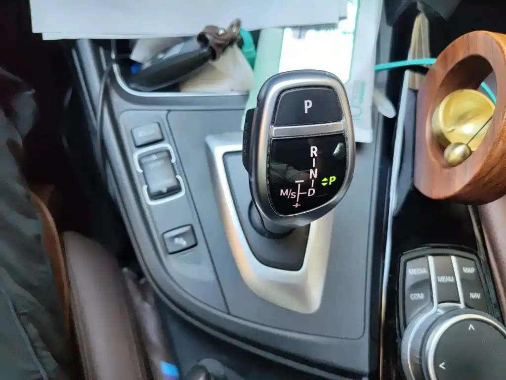BMW 3 Series — миниатюра 15
