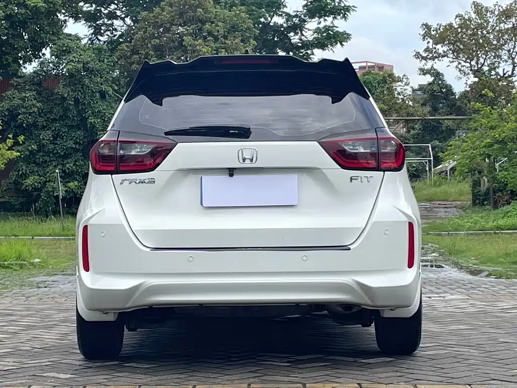 Honda Fit — миниатюра 11