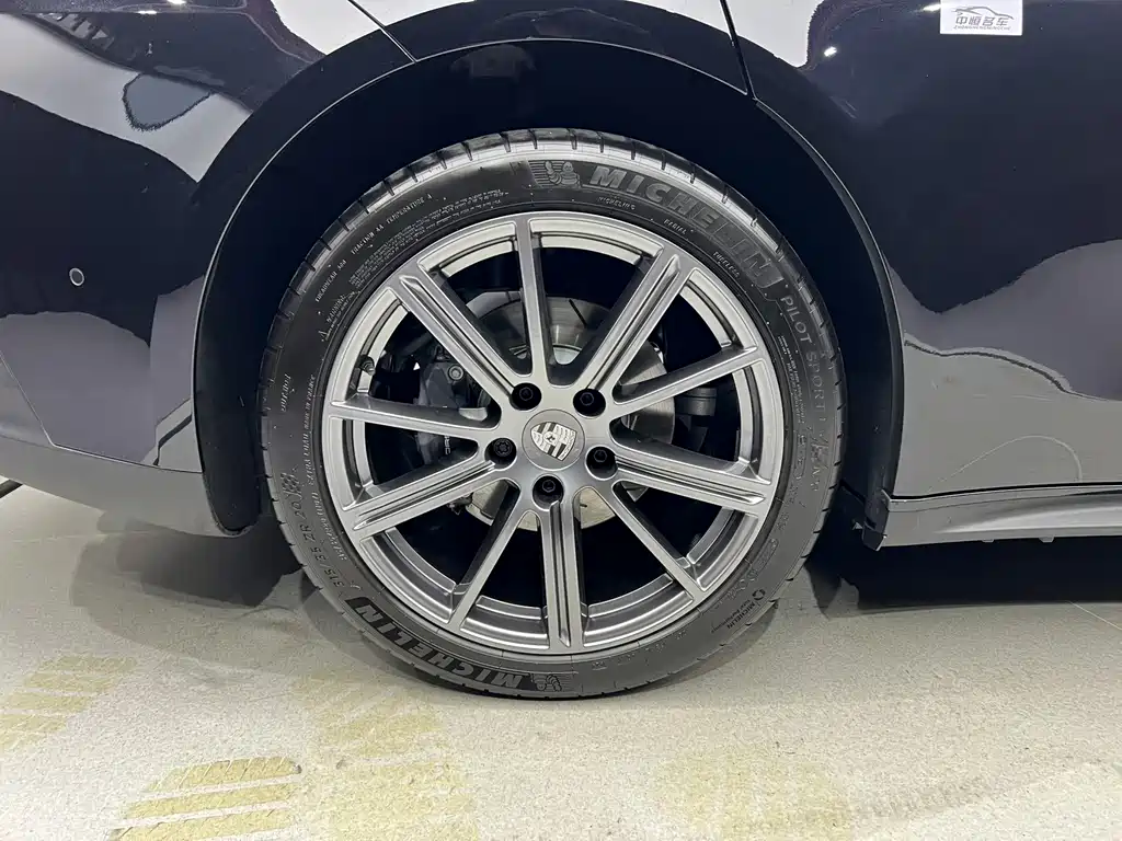 Porsche Panamera — миниатюра 9