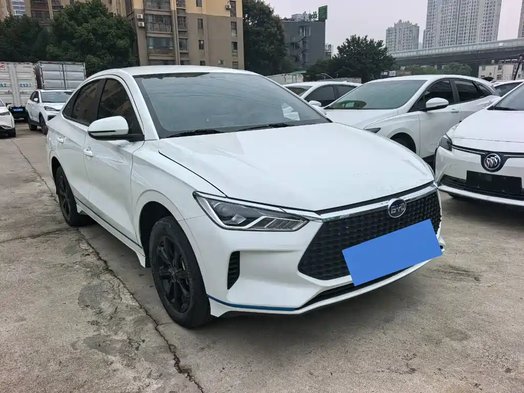 BYD e3 — миниатюра 3
