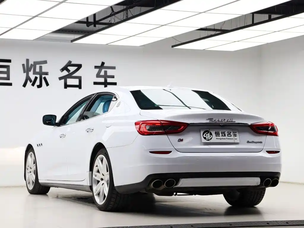 Maserati Quattroporte — миниатюра 21
