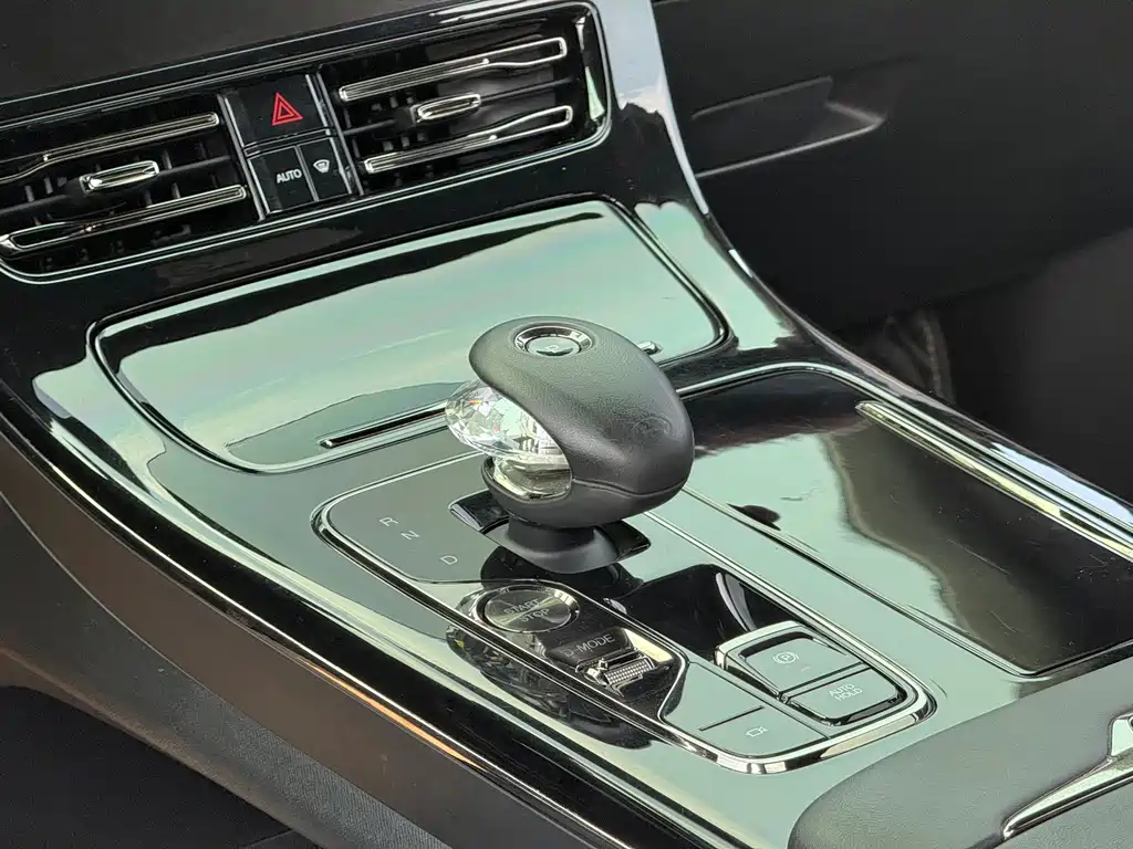 GAC Motor Trumpchi M8 — миниатюра 18
