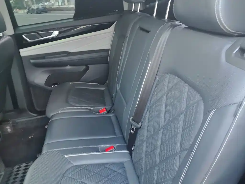 Volkswagen Teramont — миниатюра 13