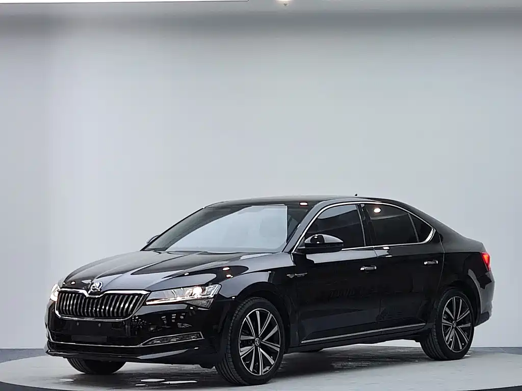 Skoda Superb — миниатюра 2