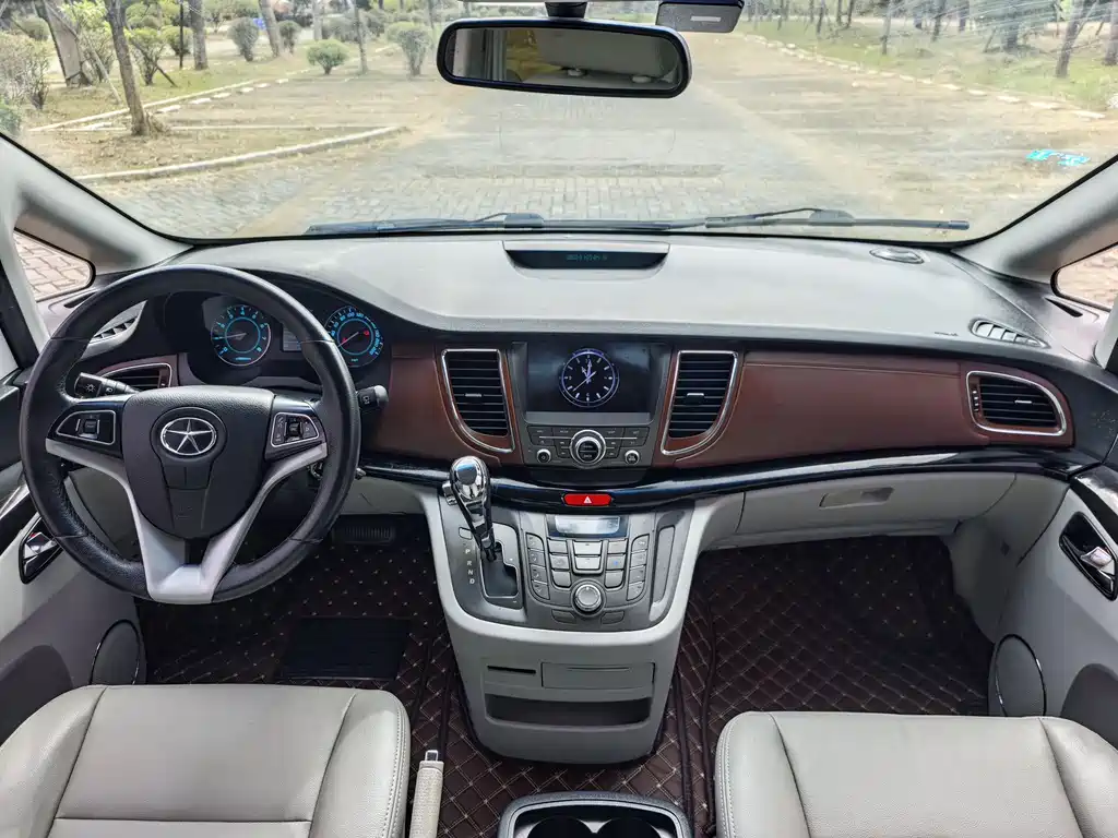 JIANGQI GROUP RUIFENG M5