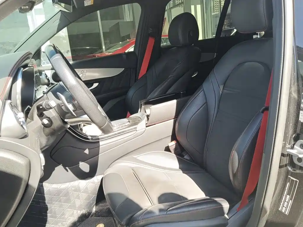 Mercedes-Benz GLC AMG — миниатюра 11