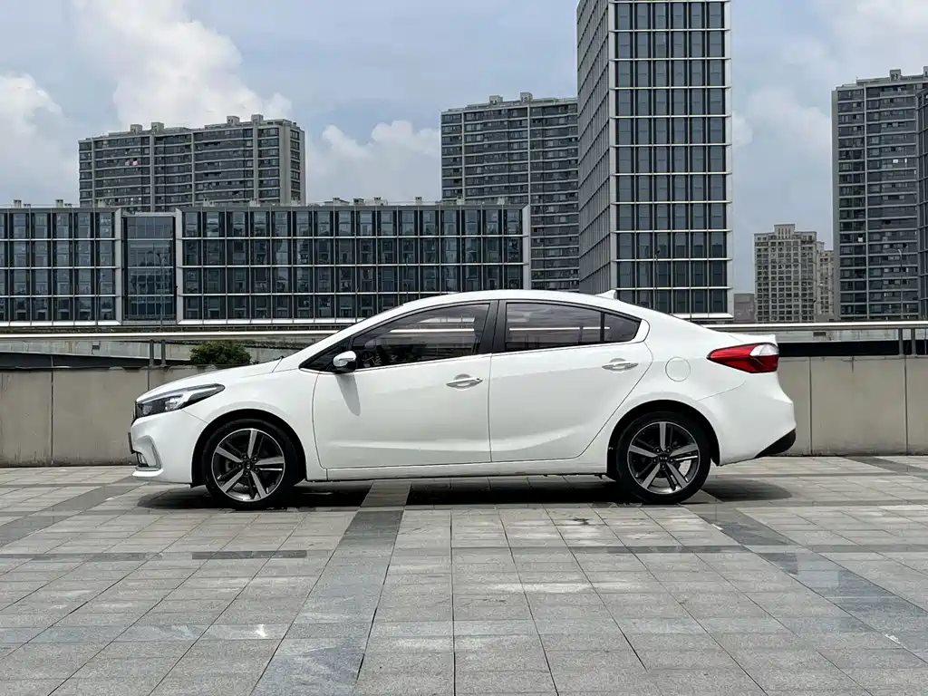 Kia K3 — миниатюра 4
