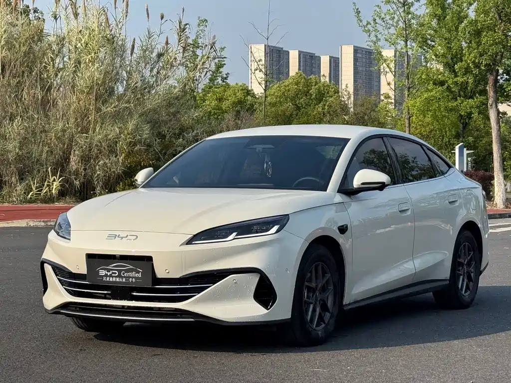 Byd 海豹06 2025