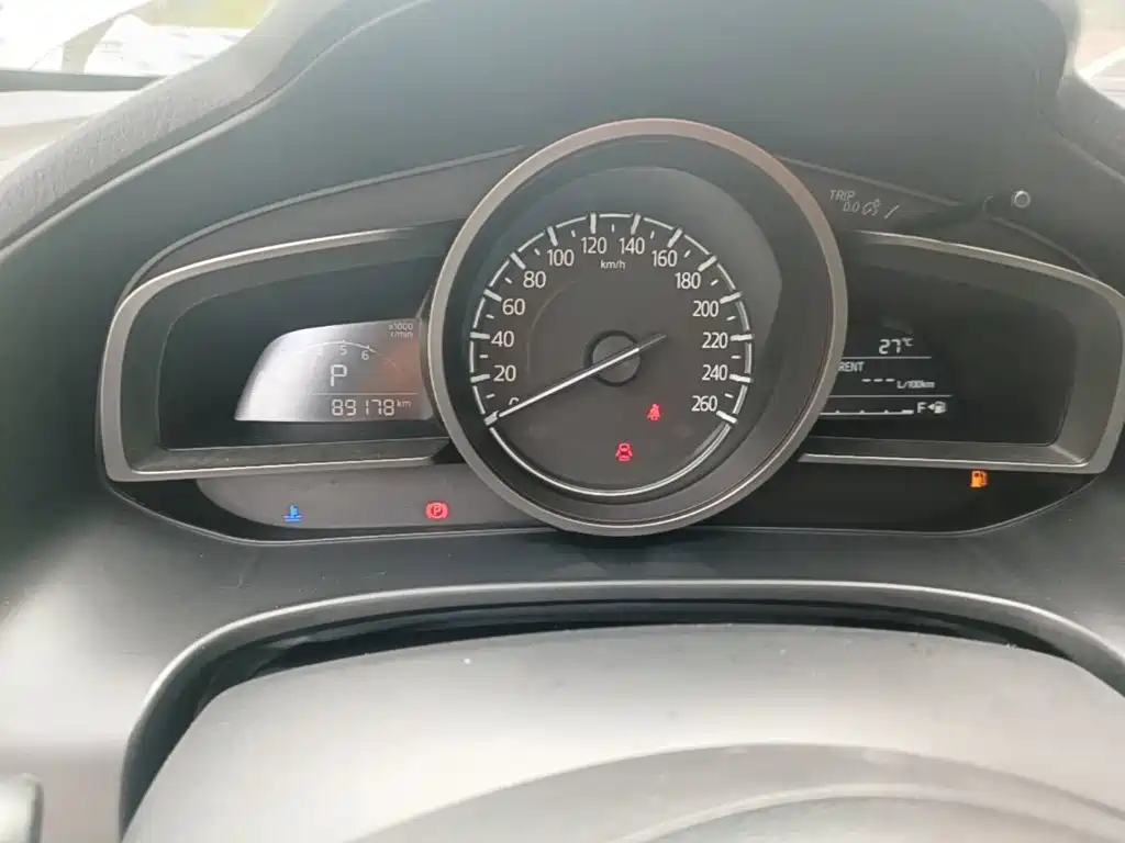 Mazda 3 Axela — миниатюра 12