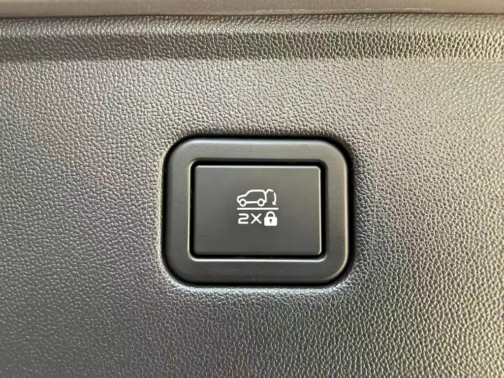 Changan CS55PLUS PHEV — миниатюра 8
