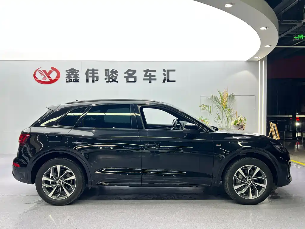 Audi Q5L — миниатюра 5