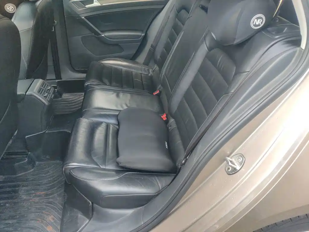 Volkswagen Golf — миниатюра 13