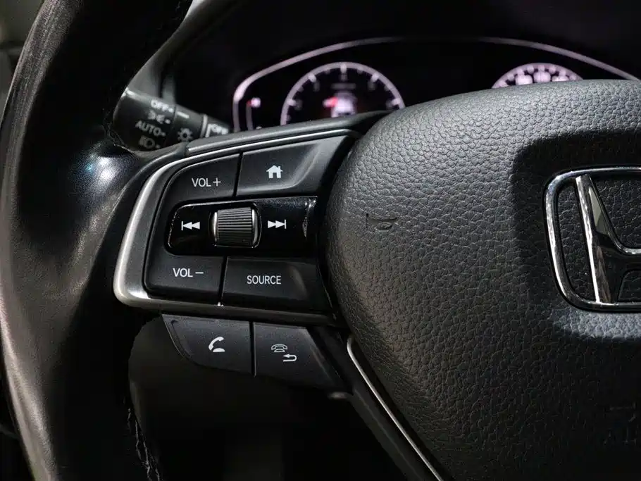 Honda Accord — миниатюра 16