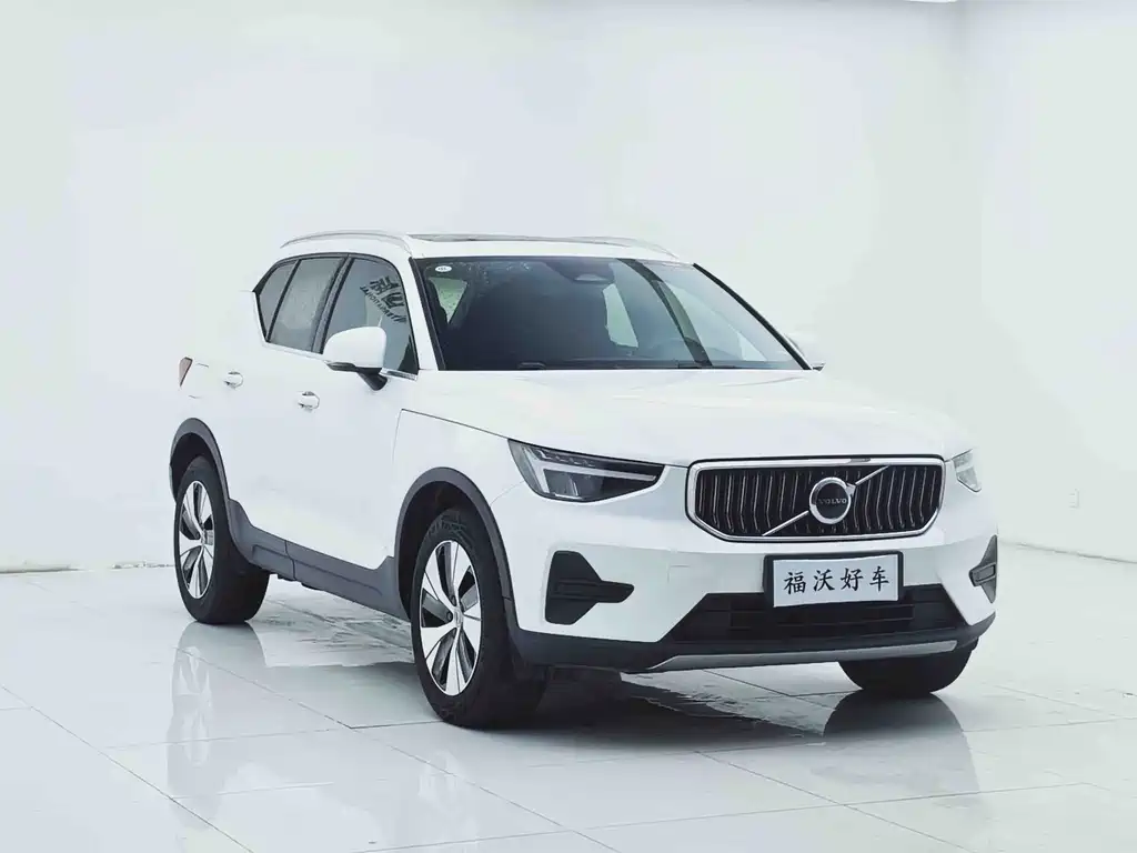 Volvo XC40 — миниатюра 3