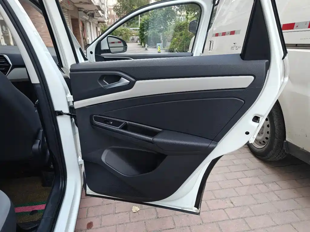 Jetta VS5 — миниатюра 10