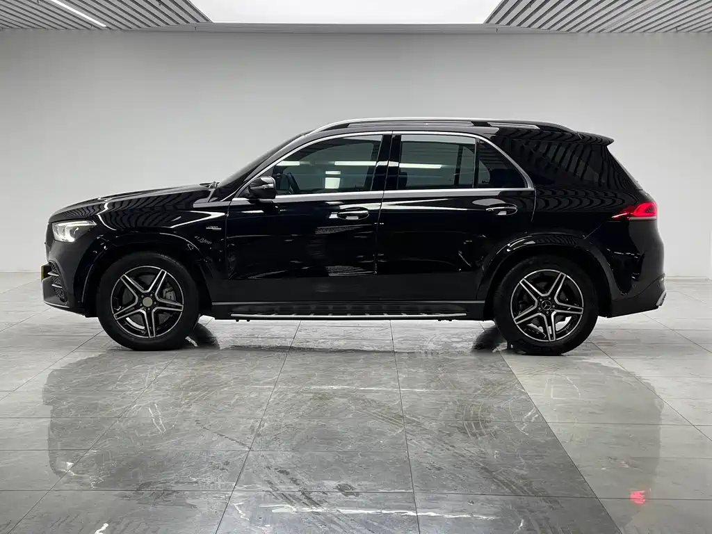 MERCEDES-BENZ GLE AMG