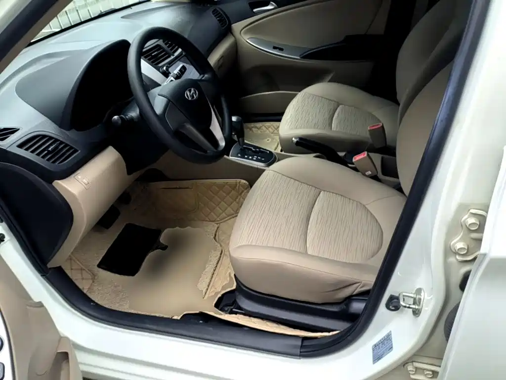 Hyundai Verna — миниатюра 15