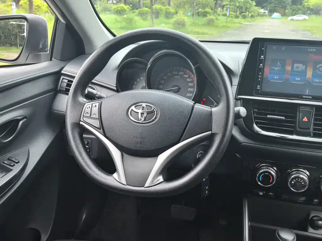 Toyota Vios — миниатюра 15