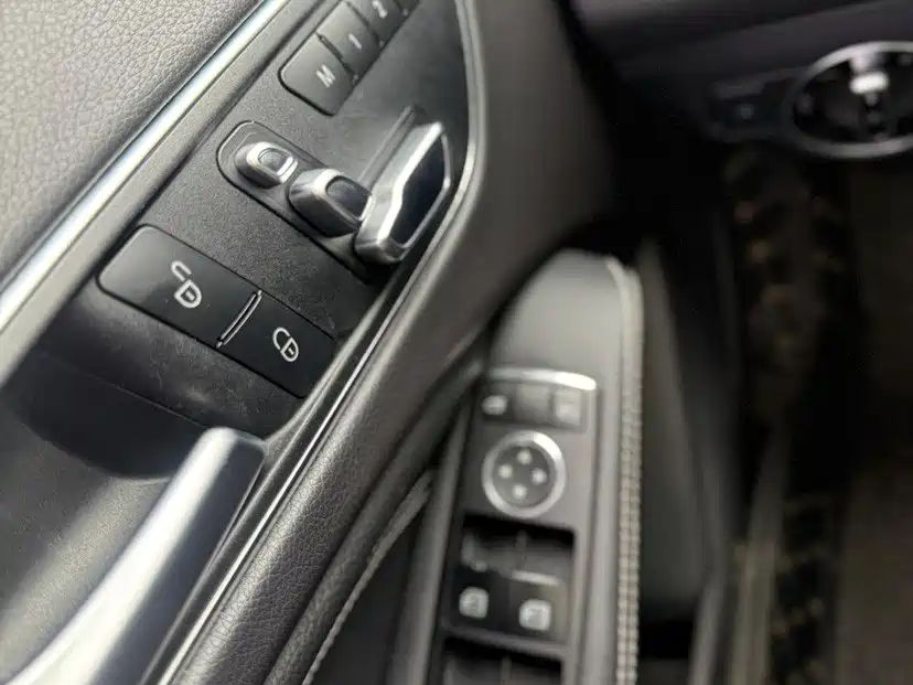 Mercedes-Benz GLA — миниатюра 15