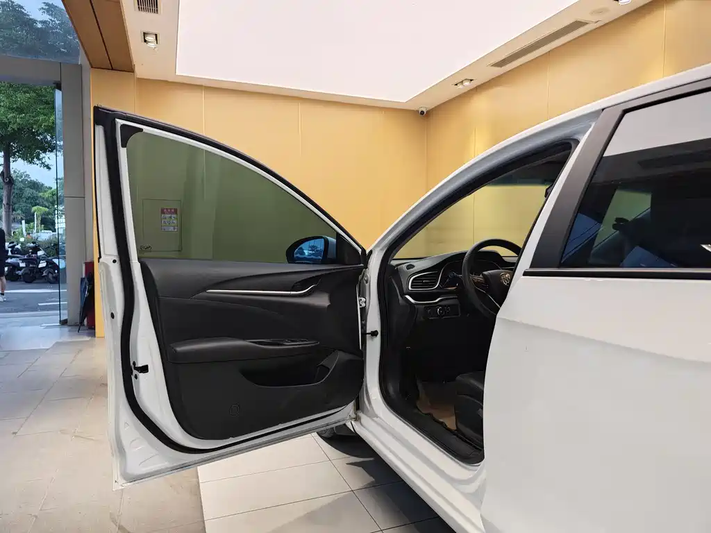 Buick Excelle 2021 1.5L AT Elite