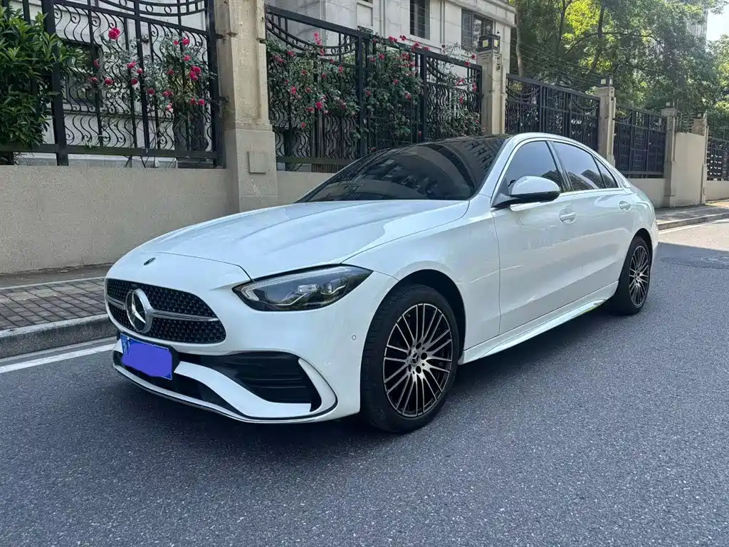 Mercedes-Benz C-Class 2024