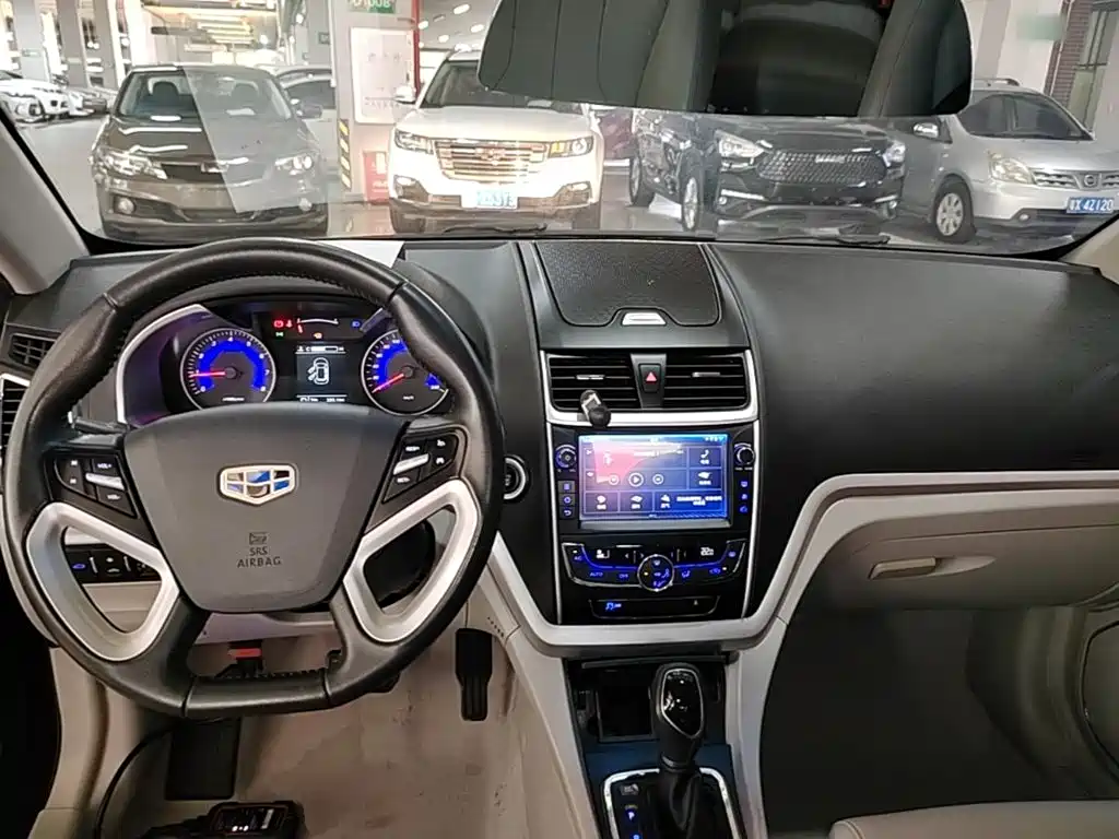 Geely Emgrand — миниатюра 10