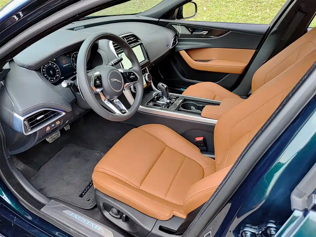 Jaguar XEL 2024 2.0T 250PS R-DYNAMIC S Sport